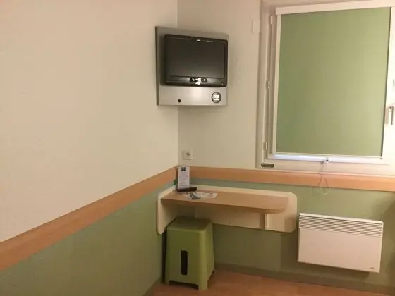 Üç Kişilik Oda, Birden Çok Yatak