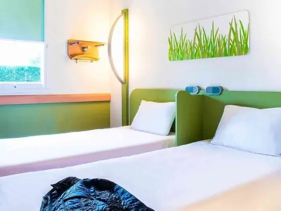 İki Ayrı Yataklı Oda, 2 Tek Kişilik Yatak