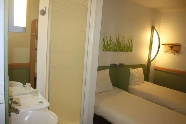 İki Ayrı Yataklı Oda, 2 Tek Kişilik Yatak