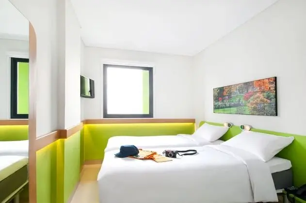 Standard Oda, 2 Tek Kişilik Yatak (Living room)
