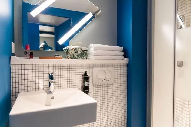 Oda, 1 Çift Kişilik Yatak