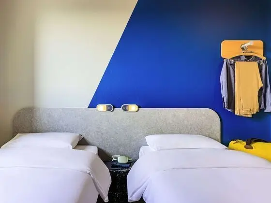 İki Ayrı Yataklı Oda, 2 Tek Kişilik Yatak (single beds 90x200cm)