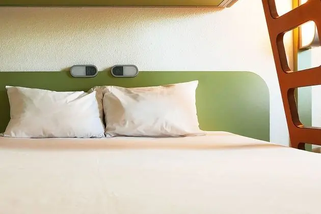 İki Ayrı Yataklı Oda, 2 Tek Kişilik Yatak