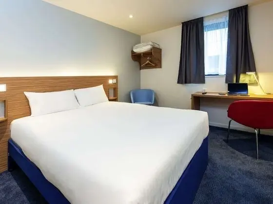 Tek Büyük Yataklı Oda, 1 En Büyük (King) Boy Yatak