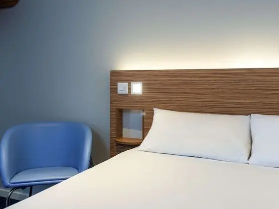 Tek Büyük Yataklı Oda, 1 En Büyük (King) Boy Yatak