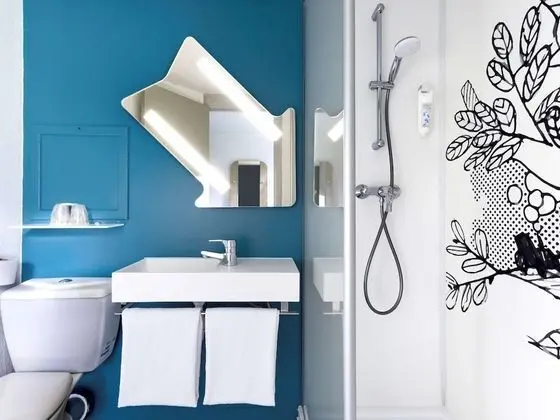 Üç Kişilik Oda, Birden Çok Yatak