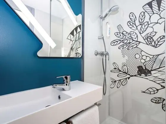 Üç Kişilik Oda, Birden Çok Yatak