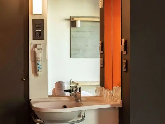 Standard Oda, 2 Tek Kişilik Yatak, Sigara İçilmez