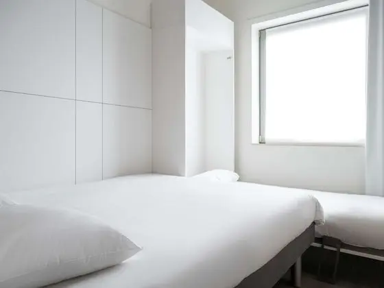 Tek Büyük Yataklı Oda, Birden Çok Yatak