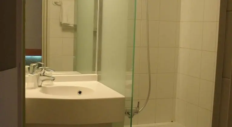 İki Ayrı Yataklı Oda, 2 Tek Kişilik Yatak