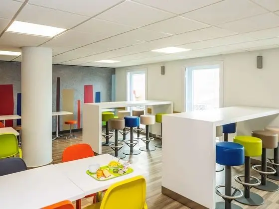 Üç Kişilik Oda, Birden Çok Yatak