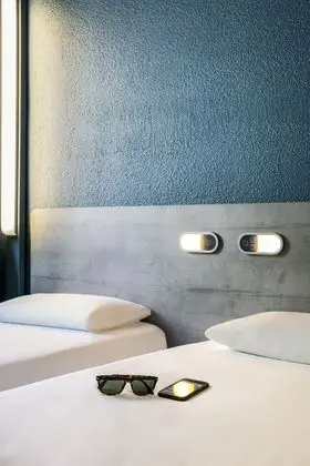 İki Ayrı Yataklı Oda, 2 Tek Kişilik Yatak