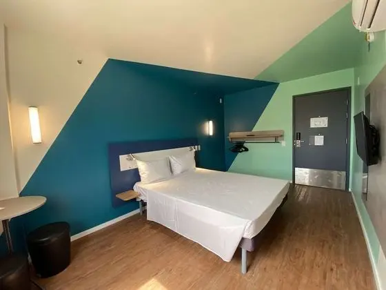 Standard Oda, 1 Çift Kişilik Yatak, Engellilere Uygun