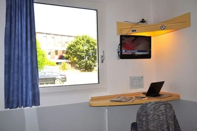 Üç Kişilik Oda, Birden Çok Yatak