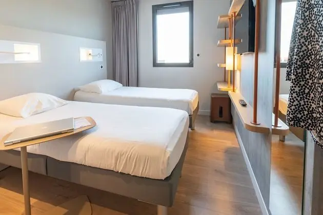 İki Ayrı Yataklı Oda, 2 Tek Kişilik Yatak