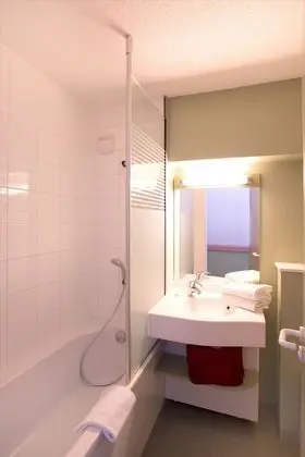 İki Ayrı Yataklı Oda, 2 Tek Kişilik Yatak
