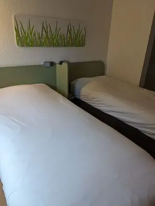 İki Ayrı Yataklı Oda, 2 Tek Kişilik Yatak