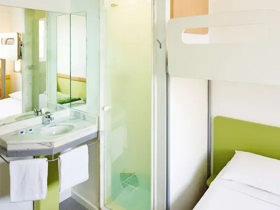 Standard Oda, Birden Çok Yatak (Cama de Casal e Cama Sobreposta)