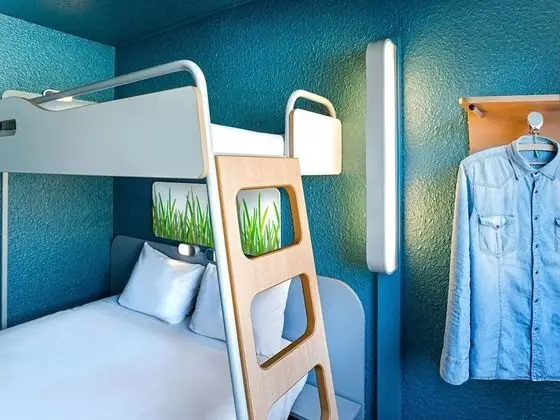 Üç Kişilik Oda, Birden Çok Yatak