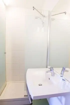 Tek Büyük Yataklı Oda, Birden Çok Yatak