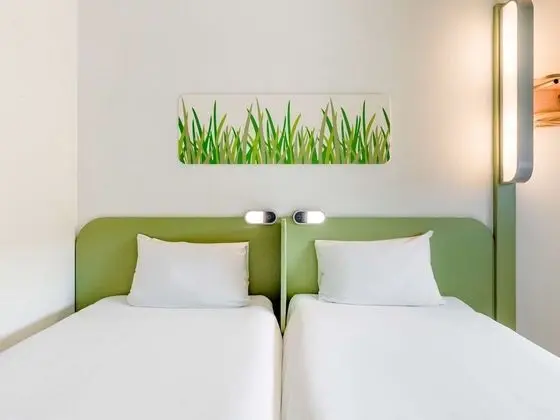 İki Ayrı Yataklı Oda, 2 Tek Kişilik Yatak