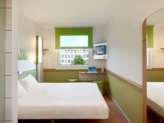 Standard Oda, 1 Çift Kişilik Yatak