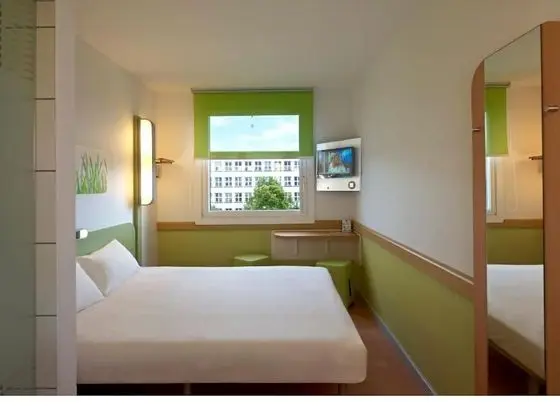 Standard Oda, 1 Çift Kişilik Yatak