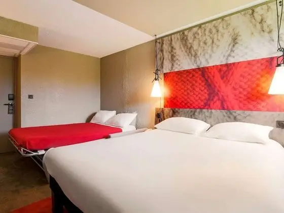 Family Tek Büyük Yataklı Oda, 1 Çift Kişilik Yatak ve Çekyat