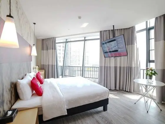 Superior Tek Büyük Yataklı Oda (Stress Free)