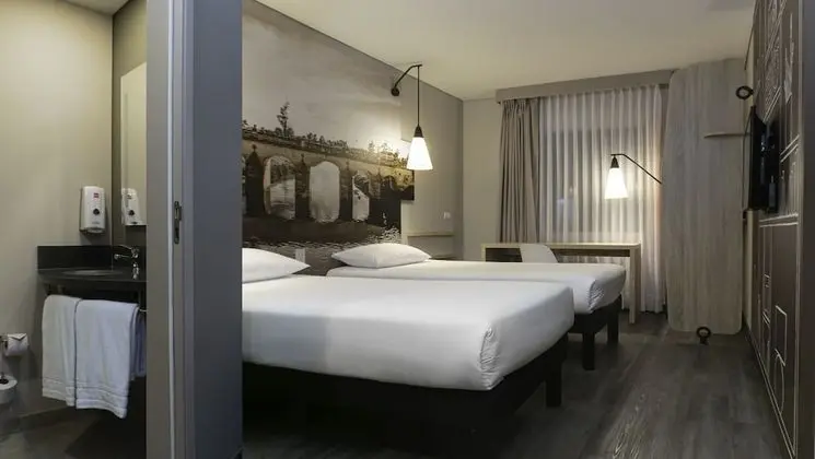 Standard Oda, 2 Tek Kişilik Yatak