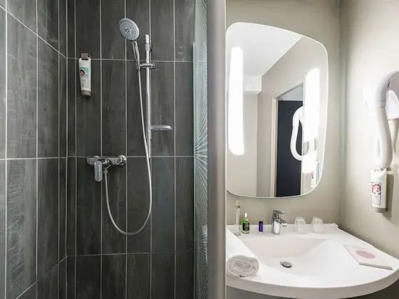 Standard Oda, 1 Çift Kişilik Yatak