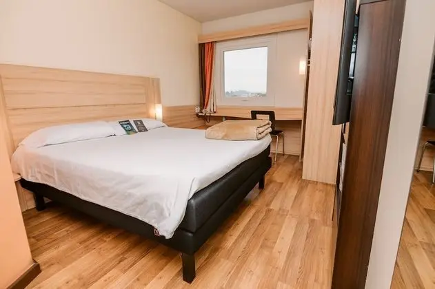 Standard Oda, 1 Çift Kişilik Yatak