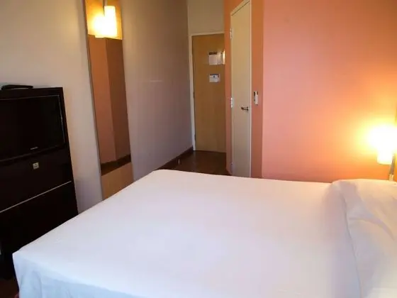 Standard Oda, 1 Çift Kişilik Yatak