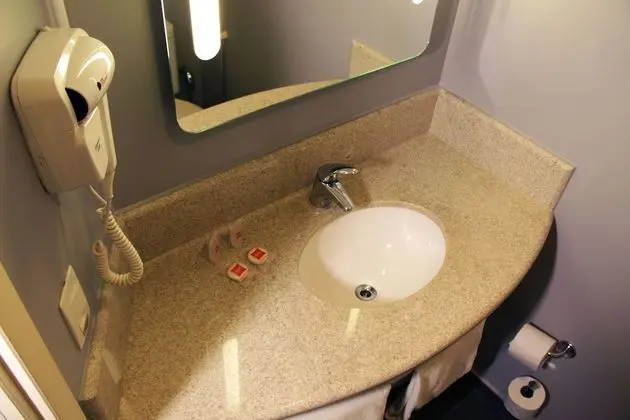 Standard Oda, 1 Çift Kişilik Yatak