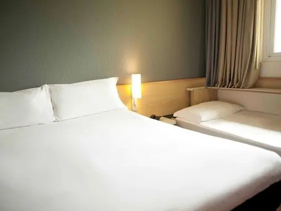 Standard Oda, 1 Çift Kişilik Yatak