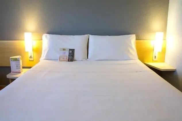 Standard Oda, 1 Çift Kişilik Yatak