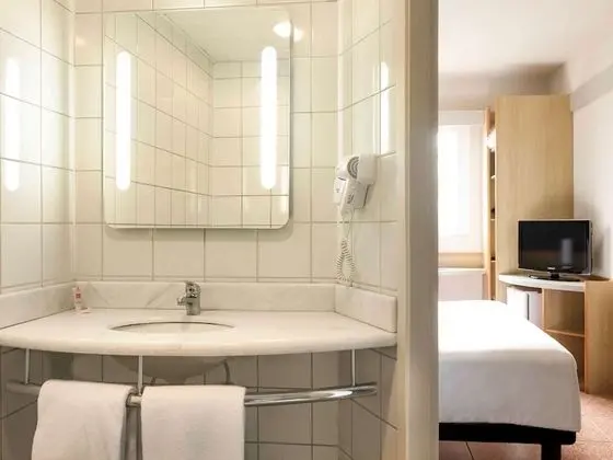 Standard Oda, 1 Çift Kişilik Yatak