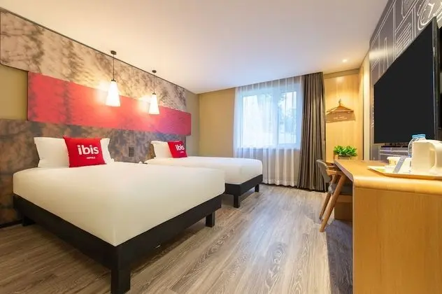 Tek Büyük Yataklı Oda, 1 Çift Kişilik Yatak