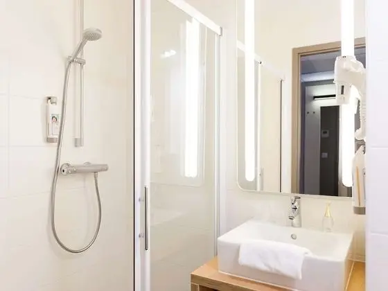 Standard Tek Büyük Yataklı Oda, 1 Çift Kişilik veya 2 Tek Kişilik Yatak