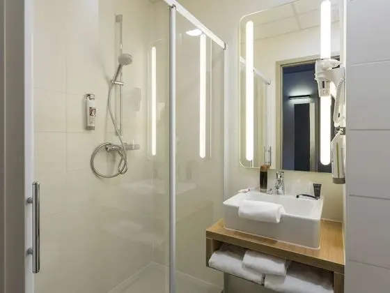 Superior Oda, 1 Çift Kişilik veya 2 Tek Kişilik Yatak