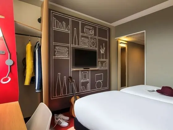Standard Üç Kişilik Oda, 3 Tek Kişilik Yatak