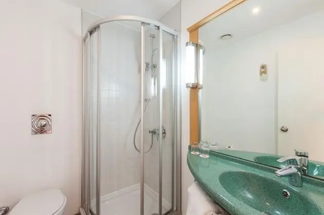 Standart Oda, Şehir Manzaralı