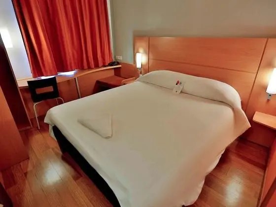 Standard Tek Büyük Yataklı Oda, 1 Çift Kişilik Yatak