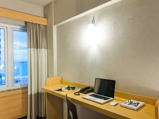 Oda, 1 Büyük (Queen) Boy Yatak, Deniz Manzaralı