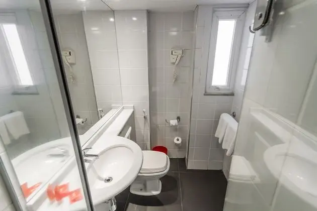 Standard Oda, 1 Çift Kişilik Yatak