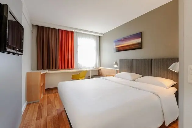 Oda, 1 Çift Kişilik Yatak (New Sleep Easy Concept)