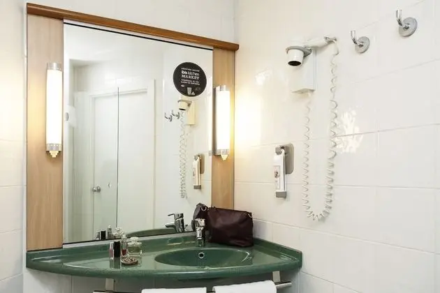 Standard Tek Büyük Yataklı Oda, 2 Tek Kişilik Yatak