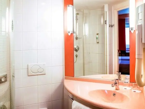 Standard Oda, 1 Çift Kişilik Yatak