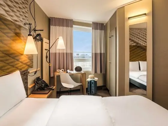 Oda, 1 Çift Kişilik Yatak (New Sleeping Comfort Concept)