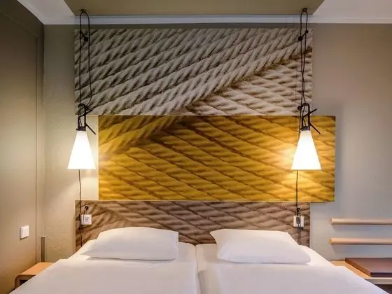 Oda, 2 Tek Kişilik Yatak (New Sleeping Comfort Concept)
